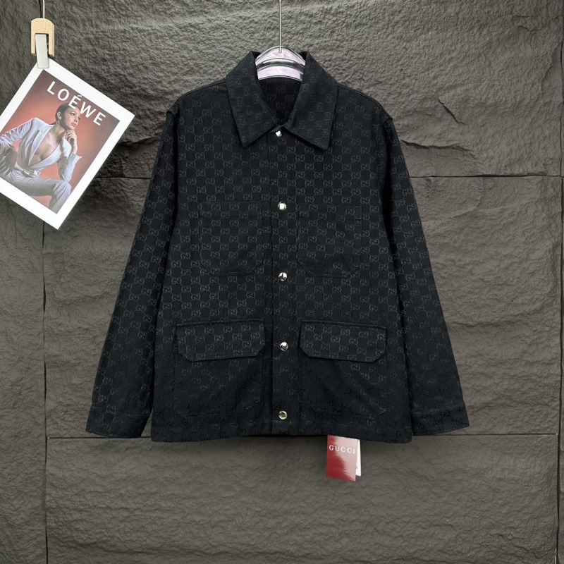 G*u*i coats